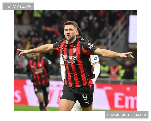 莱奥传射建功,AC米兰客场3-0完胜莱切稳居第三 莱奥传射建功,AC米兰客场3-0完胜莱切稳居第三