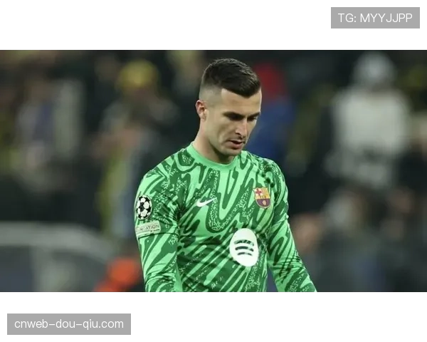 门将评分：巴塞罗那的佩尼亚获评8.5分全场最高，多次扑救避免惨败