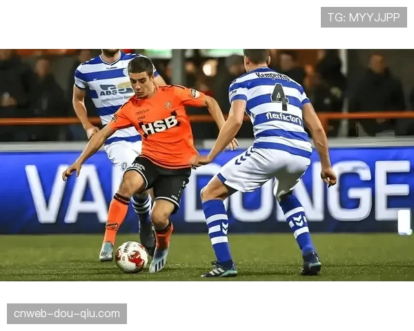 雷恩客场完胜展现欧战竞争力，锋线组合配合默契